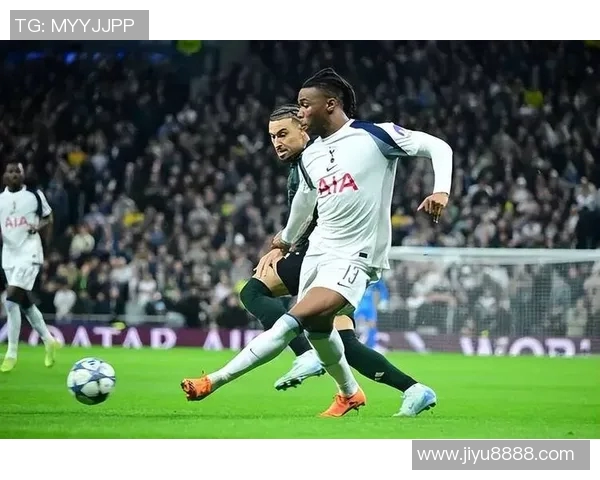 专家指责热刺冷落状态火热球星埃泽引发双重不满情绪